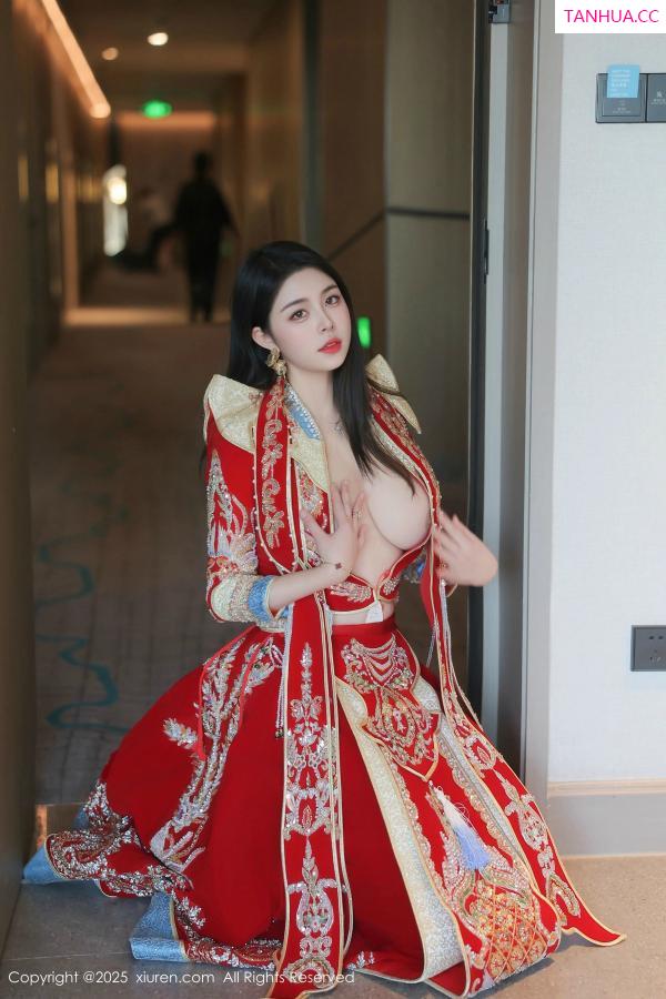   [XiuRen]高清写真图 2025.02.11 No.9869 林若凡F 黑丝美臀第3张图片